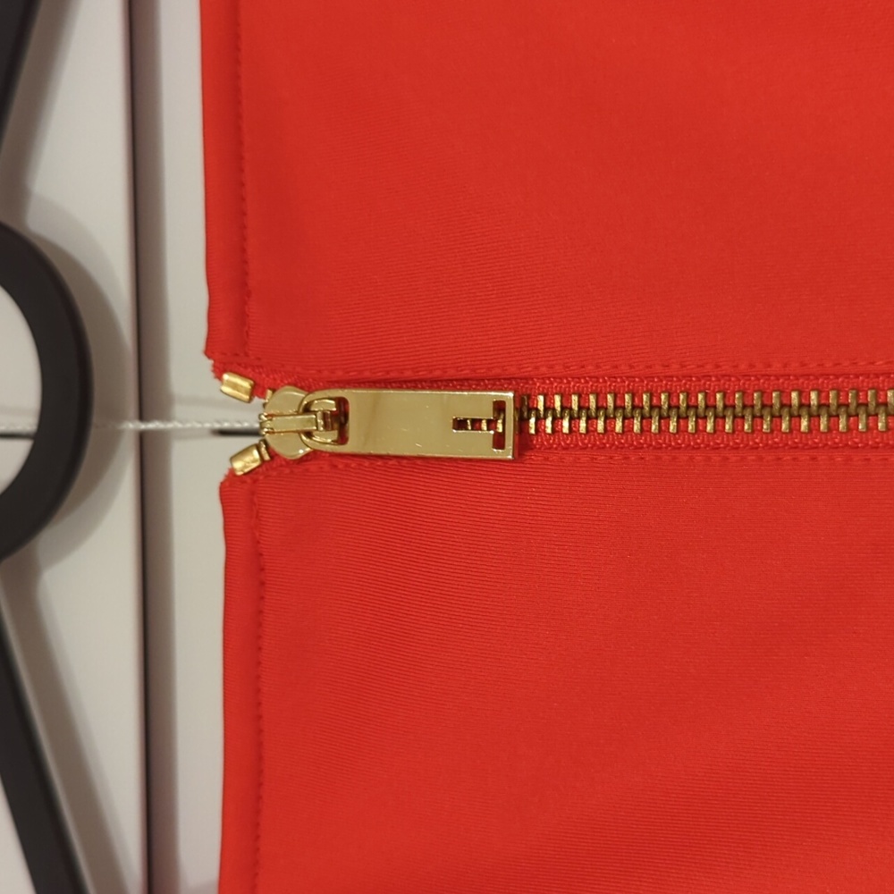 Dress - Picture 5 of 7